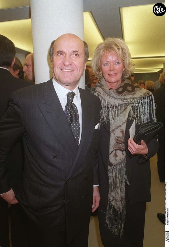 Axel Ganz - Inauguration boutique "Emporio Armani" Paris - "Plan américain". 1997
RINDOFF-GARCIA / BESTIMAGE