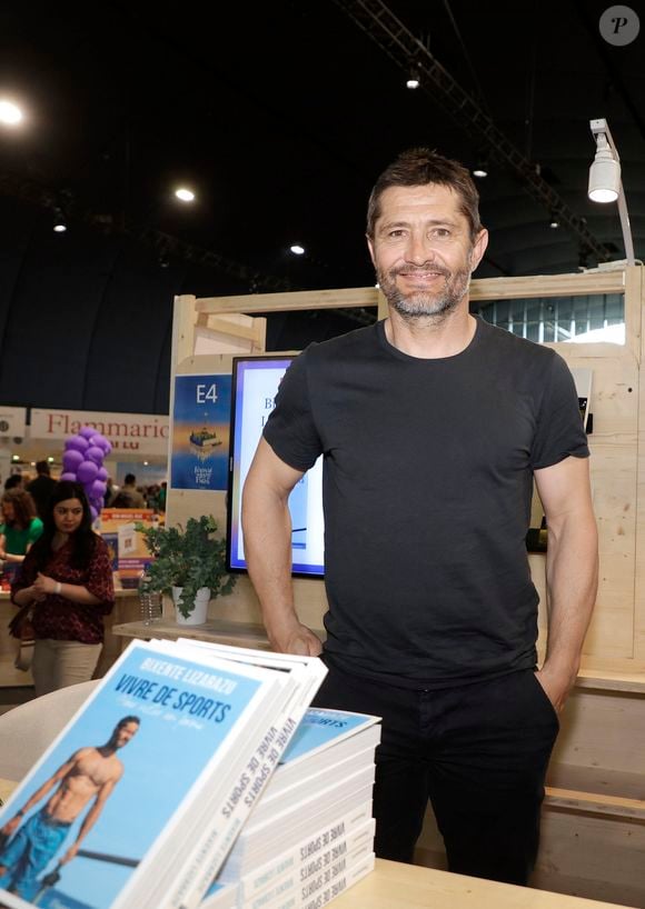 Bixente Lizarazu -  Festival du livre de Paris 2024 - Festival du livre de Paris 2024 le 13 avril 2024.
© Cedric Perrin / Bestimage