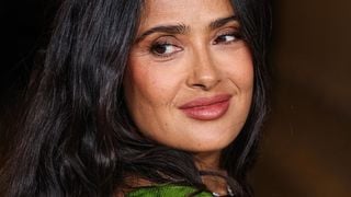 Salma Hayek Pinault installée pour de bon à Paris avec son mari et homme d'affaires français : "Je profite pleinement de ma nouvelle vie"