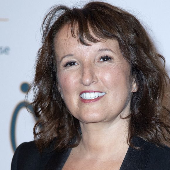 Anne Roumanoff assiste à la cérémonie de remise des prix Les Coups de Cœur de DAPAT à Paris, France. Photo par Aurore Marechal/Abaca