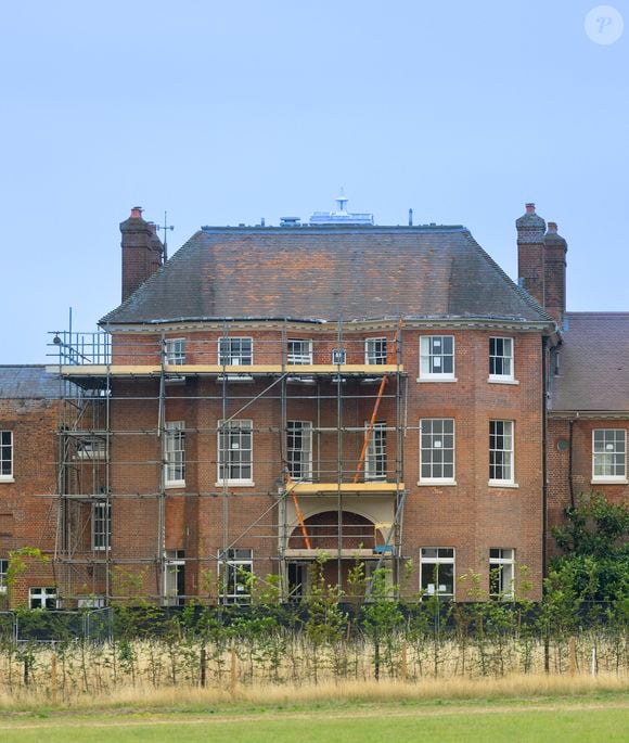 Exclusif - Le prince William et sa famille déménageraient dans un manoir forestier à Windsor @GOFF INF / BESTIMAGE