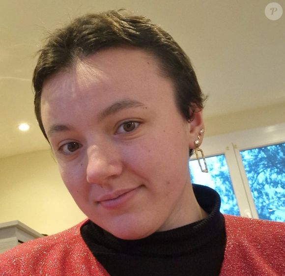 Flavie ex-candidate de l'amour est dans le pré immortalisée sur Instagram (Capture d'écran).