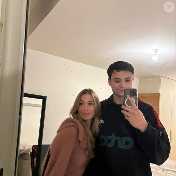 Cela fait deux ans qu'il partage la vie d'une certaine Chiara. 

Louis Bielle-Barrey et sa compagne, Chiara. Instagram/LBB