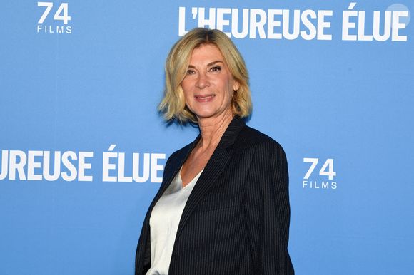 Michèle Laroque assiste à la première de L'Heureuse Elue qui se tient à l'UGC Bercy à Paris, France, le 11 septembre 2024. Photo par Lionel Urman/ABACAPRESS.COM