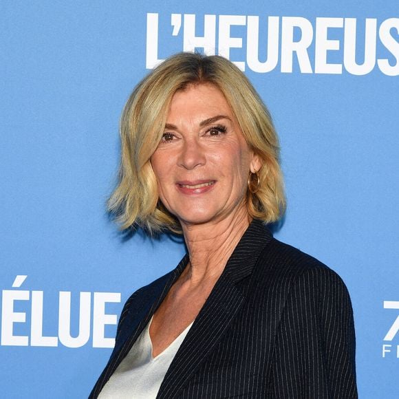Michèle Laroque assiste à la première de L'Heureuse Elue qui se tient à l'UGC Bercy à Paris, France, le 11 septembre 2024. Photo par Lionel Urman/ABACAPRESS.COM