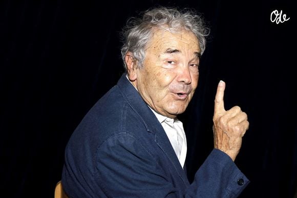 Pierre Perret pose pour des photos le 4 septembre 2020 à Paris, en France. Photo : Vim/ABACAPRESS.COM