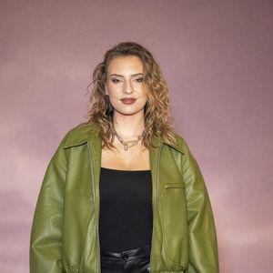 À la fin, il n'en est resté qu'une : Léa, sauvée par le public. 

La participante de l'émission de télé-réalité "Star Academy" Lea Doffey assiste à la première mondiale de la saison 4 de "Bridgerton" au Palais Brongniart le 14 janvier 2026 à Paris, France. Photo par Eliot Blondet/ABACAPRESS.COM