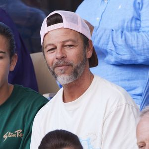 Christophe Maé - Célébrités dans les tribunes de la finale homme des Internationaux de France de tennis de Roland Garros 2024 à Paris le 9 juin 2024. © Jacovides-Moreau/Bestimage