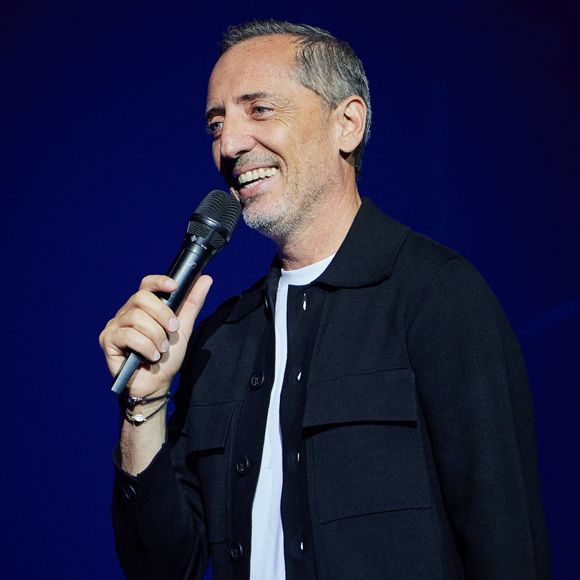 L'humoriste a également ajouté : ""Elle rit à mes blagues, mais pas encore assez à mon goût, et c'est d'ailleurs mon challenge : être l'homme le plus drôle du monde à ses yeux".

Gad Elmaleh au Show Solidarité Maroc © Cyril Moreau / Bestimage