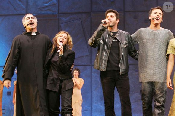 Robert Marien et Julie Zenatti, Laurent Ban et Patrick Fiori – Notre-Dame de Paris au Palais des Congrès, le retour de la comédie musicale avec un nouveau casting (la troupe a ensuite fêté la représentation au Club L'Étoile à Paris).

COADIC GUIREC / BESTIMAGE