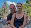 Carnet blanc ! Des mois après avoir fait sa demande en mariage, Passe-Muraille a épousé sa compagne de longue date et mère de ses enfants. 

Passe-Muraille (Anthony Laborde) sur Instagram avec sa famille.