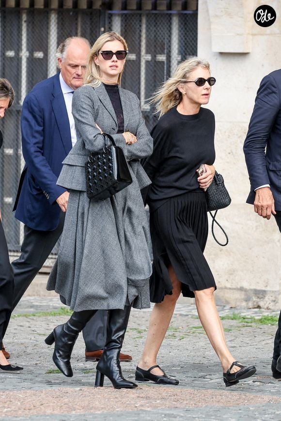 Guest - Arrivées aux obsèques de Mathilde Favier en l'église Saint-Sulpice à Paris le 31 aout 2026. © Dominique Jacovides-Cyril Moreau/Bestimage