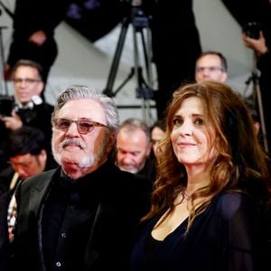 Daniel Auteuil et Agnès Jaoui - Montée des marches du film " L'objet du délit " lors du 79ème Festival International du Film de Cannes, le 22 mai 2026. © Jacovides-Moreau / Bestimage