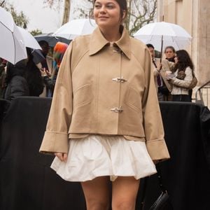 Paris, FRANCE Des célébrités assistent au défilé de Patou lors de la semaine de la mode à Paris.



Sur la photo : Louane