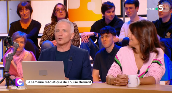 Samuel Etienne évoque le départ d'Olivier Minne dans "C Médiatique", le 4 mai 2025, sur France 5