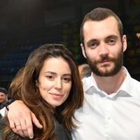 Louis Sarkozy et sa femme Natali enceinte de leur premier enfant : rare apparition du couple dans un lieu improbable