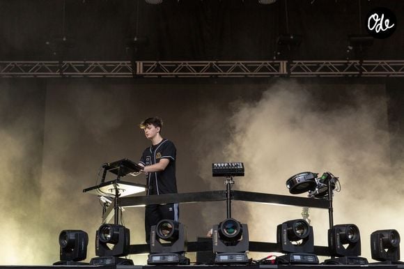 Il a fait cette annonce difficile sur les réseaux sociaux.

Petit Biscuit, Mehdi Benjelloun - Festival Lollapalooza Music au Grant Park à Chicago, Illinois, Etats-Unis, le 2 août 2018. 
©Backgrid UK/ Bestimage