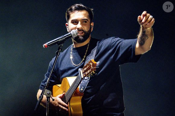 Kendji Girac - Les artistes se produisent lors du concert "Scoop Live" de Radio Scoop à la LDLC Arena de Décines près de Lyon, le 25 février 2025.
© Sandrine Thesillat / PsnewZ / Bestimage