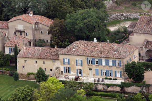 Vue aérienne du château de Miraval, propriété de Brad Pitt et Angelina Jolie à Correns, France, le 10 août 2012. Photo by ABACAPRESS.COM