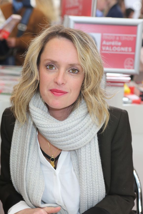 Aurélie Valognes - Salon du Livre 2019 à la Porte de Versailles à Paris  du 15 au 18 mars 2019.
© Jean-Claude Woestelandt / Bestimage