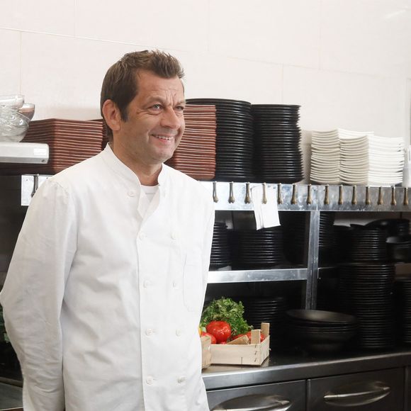 "En dehors de ça, oui, je cuisine beaucoup", a-t-il confié

Exclusif - Laurent Mariotte - Tournage de l'émission "Panique au 31", scénarisée par A.Ducret et T.Villa, réalisée par G.Leforestier, diffusée le 30 décembre 2024 sur TF1.
© Christophe Clovis / Bestimage