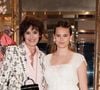 Inès de la Fressange a partagé une photo de sa fille Violette sur Instagram.

Inès de La Fressange, Violette d'Urso au lancement de Roger Vivier : Patrimoine et Imaginaire à New York City, NY, Etats-Unis. © Jason Crowley/BFA.com/Backgrid/Bestimage