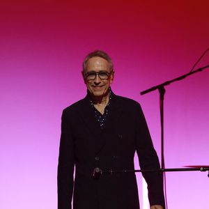 Alain Chamfort - Grand Prix de la Sacem 2025 au théâtre des Folies Bergère à Paris le 24 novembre 2025. Photo par Marc Ausset-Lacroix/Bestimage