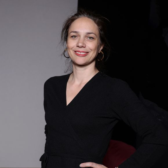 Faute de glace à Rio de Janeiro, c'est en patins à roulettes qu'elle peaufine ses entraînements.

Exclusif - Nathalie Péchalat - Soirée d' ouverture de la 16ème édition de l'évènement caritatif "Glisse en coeur" au Grand Bornand le 21 mars 2025. 

© Denis Guignebourg/Bestimage