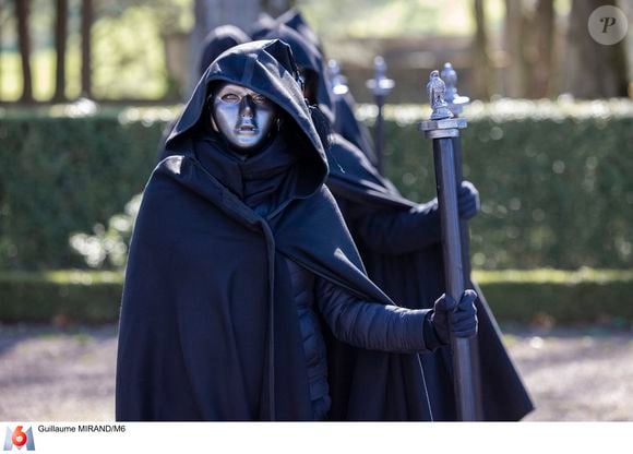 Éric Antoine repousse les limites du jeu avec des règles inédites et l’arrivée de trois joueurs masqués mystérieux.

La saison 5 de "Les Traîtres" diffusée à partir du 2 septembre 2025 sur M6. ©Guillaume MIRAND/M6