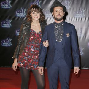Claudio Capéo et sa compagne lors de la 18ème cérémonie des "NRJ Music Awards" au Palais des Festivals à Cannes, le 12 novembre 2016. © Christophe Aubert via Bestimage