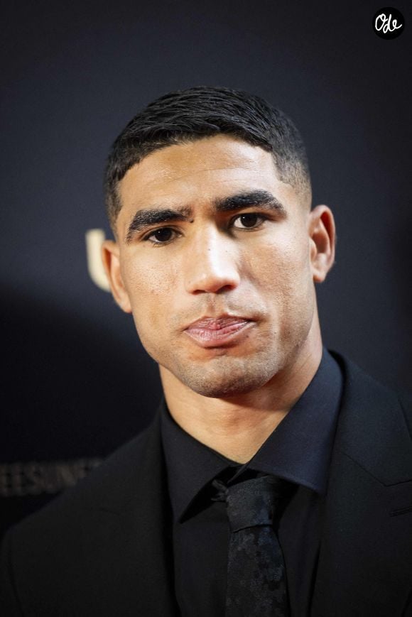 Achraf Hakimi (PSG) au photocall de la 31ème cérémonie des "Trophées UNFP" au Pavillon Gabriel. Paris. JB Autissier / Panoramic / Bestimage