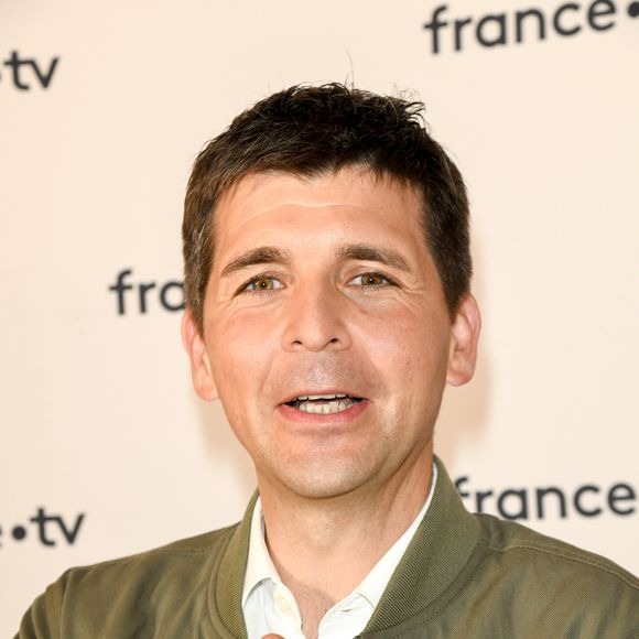 Thomas Sotto au photocall de la conférence de presse de France 2 au théâtre Marigny à Paris le 18 juin 2019 © Coadic Guirec / Bestimage