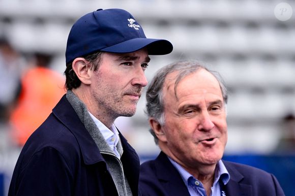 “Je me suis retrouvé devant des Pau-Metz, à 10 heures et demi du soir à hurler. Je ne comprends même pas ce qui m’arrivait”, assume Antoine Arnault

Pierre Ferracci (président du PFC) et Antoine Arnault (propriétaire du PFC) lors du match de Ligue 2 entre le Paris FC et le SC Bastia au Stade Charlety. Dante Badano/PsnewZ/Bestimage
