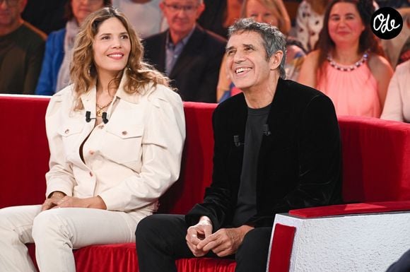 Exclusif - Julien Clerc et sa fille Vanille Clerc - Enregistrement de l'émission "Vivement dimanche".

© Guillaume Gaffiot/Bestimage