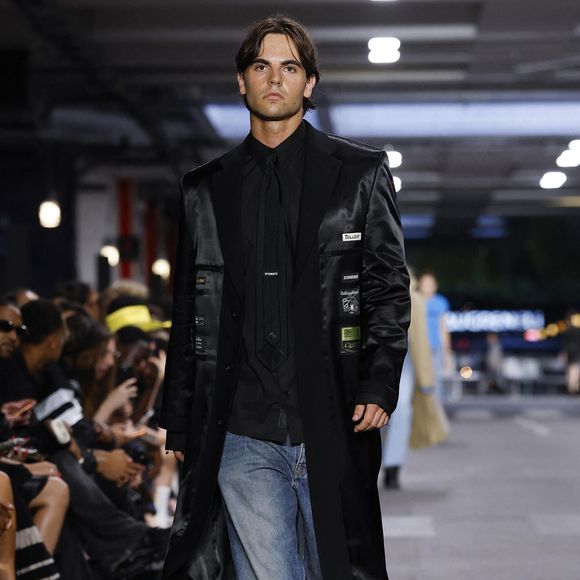 Jayden James Federline, le fils de Britney Spears au défilé Vêtements Printemps-Été 2027 lors de la Fashion Week masculine de Paris le 26 juin 2026. DPA/ABACA