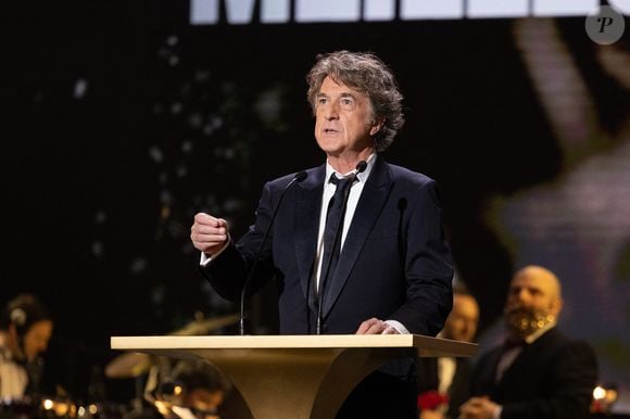 François Cluzet lors de la 47ème édition de la cérémonie des César à l'Olympia à Paris le 25 février 2022. © Borde / Jacovides / Bestimage