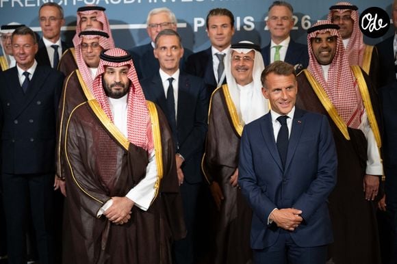 Le Prince héritier et Premier ministre d'Arabie saoudite Mohammed ben Salmane et le Président de la République Emmanuel Macron lors de la clôture du forum d’affaires franco-saoudien au cercle de l’Union Interalliée, à Paris. © Grégoire CAMPIONE/Pool/Bestimage