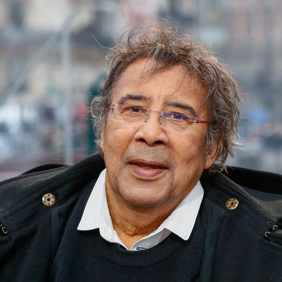 Laurent Voulzy lors de l'émission "Notre-Dame la réouverture" sur France 2 pour la cérémonie de réouverture de la cathédrale Notre-Dame de Paris, le 7 décembre 2024. 

© Christophe Clovis / Cyril Moreau / Bestimage