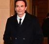 Comme il l'a fait savoir à sa communauté sur "Instagram" ce lundi. 

Anthony Delon au dîner annuel du CCAF (Conseil de coordination des associations arméniennes de France) à l'hôtel du collectionneur à Paris le 11 mars 2025

© Christian Liewig / Bestimage