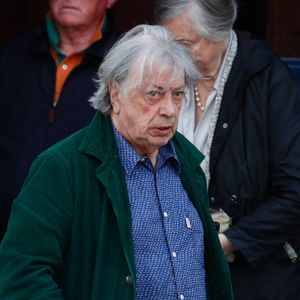 Le chanteur, célèbre pour “Capri c’est fini”, a donné un concert en Lorraine récemment.

Hervé Vilard à la sortie des obsèques de Jean Tibéri, maire de Paris de 1995 à 2001, en l'église Saint-Etienne-du-Mont à Paris le 3 juin 2025.

© Christophe Clovis / Bestimage