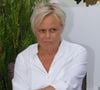 "Il y avait des soirs qui commençaient à 16h, 17h… quand même", a même avoué l’humoriste pour qui l’alcool s’était imposé comme un refuge quotidien.
Exclusif - Muriel Robin - Inauguration de la place Line Renaud a Rueil-Malmaison le 22 Juin 2024.
© Jlppa / Bestimage