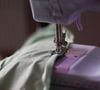 Les chutes de tissu se métamorphosent facilement en accessoires de mode du quotidien.