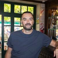 Pour son émission Rendez-vous chez Cyril Lignac, le chef a imposé une condition à la production afin de préserver le bien-être de son fils Léo