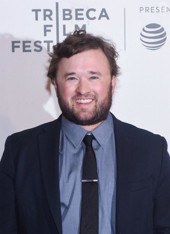 Haley Joel Osment lors de l'avant-première du film 'Extremely Wicked, Shockingly Evil and Vile' pendant le Tribeca Film Festival à New York, le 2 mai 2019.
©Backgrid USA / Bestimage