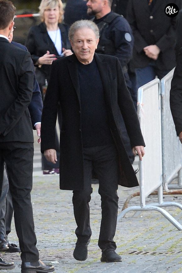 Michel Drucker aux obsèques de Nathalie Baye en l'église Saint-Sulpice à Paris le 23 avril 2026.

© Clement Prioli / Bestimage