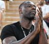 La raison ? Son chien, avec lequel il voyageait, n'aurait pas porté de muselière, ce qui est contraire au règlement de la compagnie. Omar Sy aurait finalement accepté de respecter les consignes afin de pouvoir monter à bord du train.
Omar SY, acteur français et actionnaire de Paris, lors de la finale Betclic Elite, match 4, entre Monaco et Paris, à l'Adidas Arena, le 22 juin 2025 à Paris, en France. Photo : Pascal Della Zuana/Icon Sport/ABACAPRESS.COM
