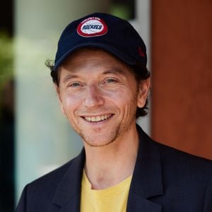 Il y a quelques jours, le chanteur se produisait à Paris pour un spectacle exceptionnel intitulé "Karaoké".

Raphaël à Roland Garros à Paris, le 31 mai 2023. 

Photo : Jacovides / Moreau / Bestimage