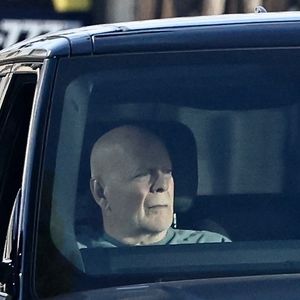 il est atteint de dégénérescence lobaire frontotemporale (DFT)

Bruce Willis à Studio City en Californie en 2025

©Backgrid USA / Bestimage