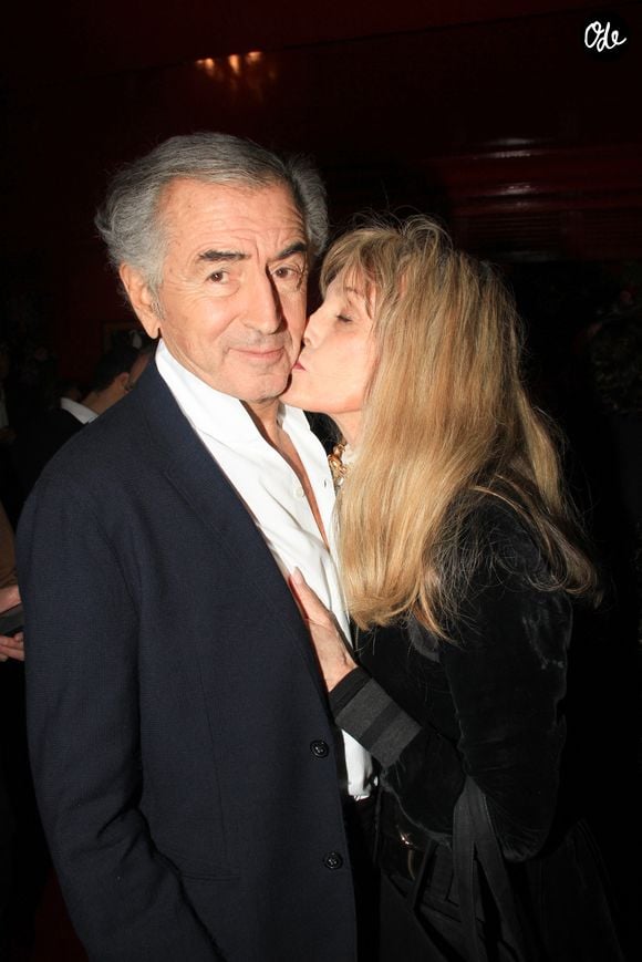 Arielle Dombasle et Bernard-Henri Lévy lors de la remise du prix littéraire Castel 2023 au restaurant Castel à Paris le 15 novembre 2023. 

© Philippe Baldini / Bestimage
