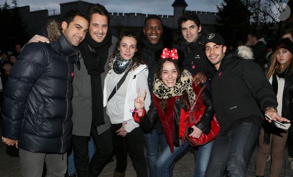 Joakim Latzko, Vincent Cerutti, Caroline Bourg, David Baiot,  Ludovic Baude, Marwan Berreni, Coline D'Inca - Les people sont reunis pour la journee de l'association ELA pour fêter Noel a Disneyland Paris, le 30 novembre 2013.  

VEEREN / BESTIMAGE